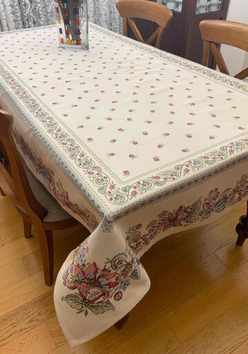 Τραπεζομάντηλο Στόφα με Μπουμπουκάκια (K111)