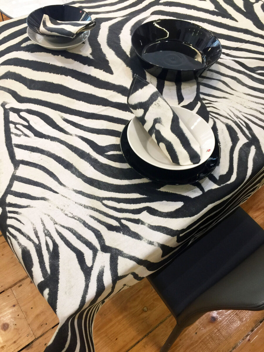 Τραπεζομάντηλο Φαγητού Animal Print