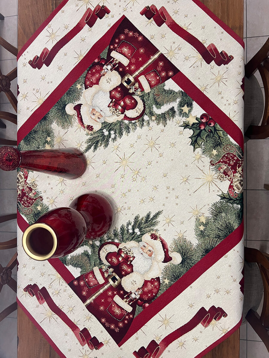 Άγιος Βασίλης σε Τραπεζοκαρέ Στόφα